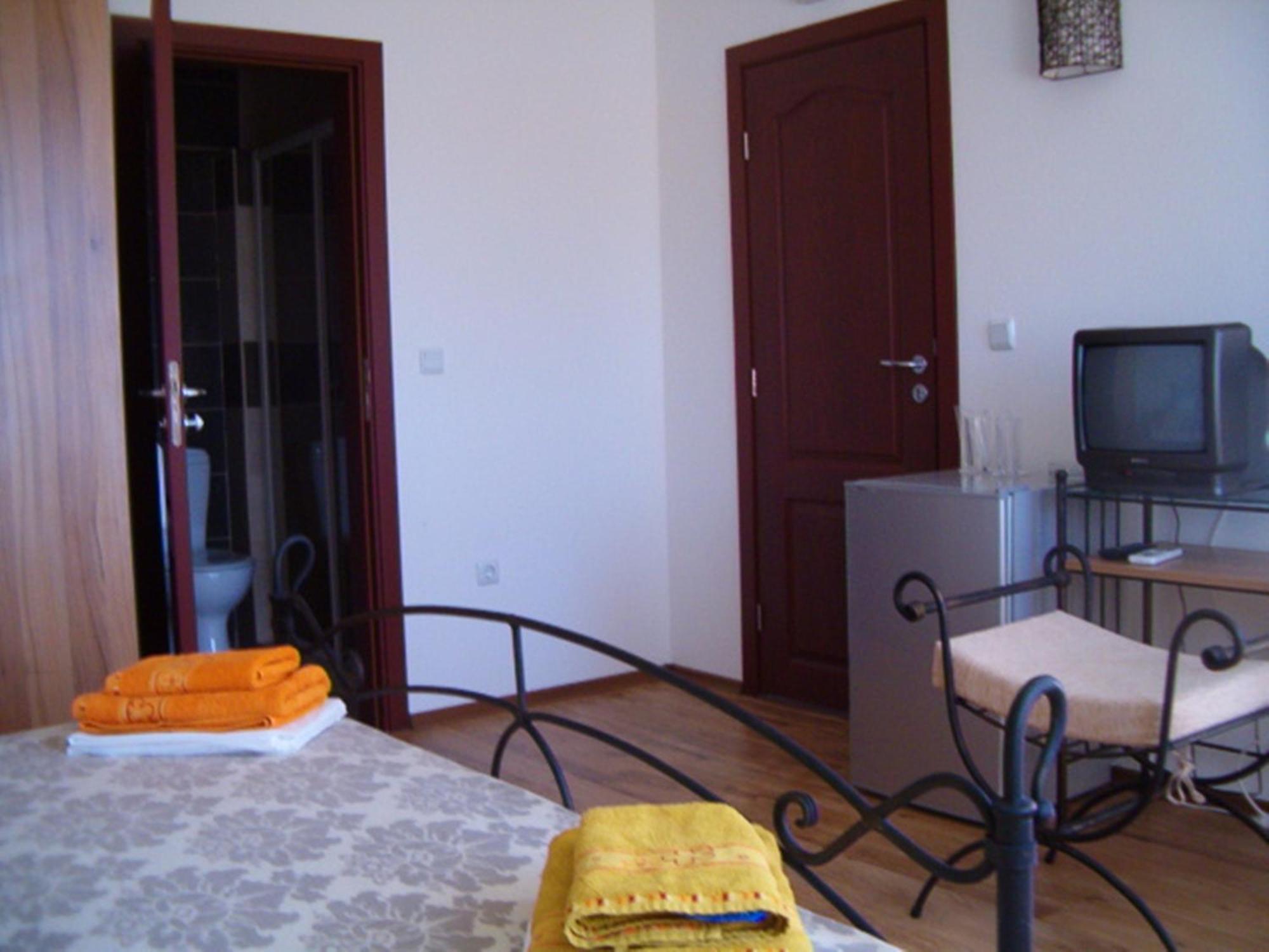 Family Hotel Bellehouse Černomorec Pokoj fotografie